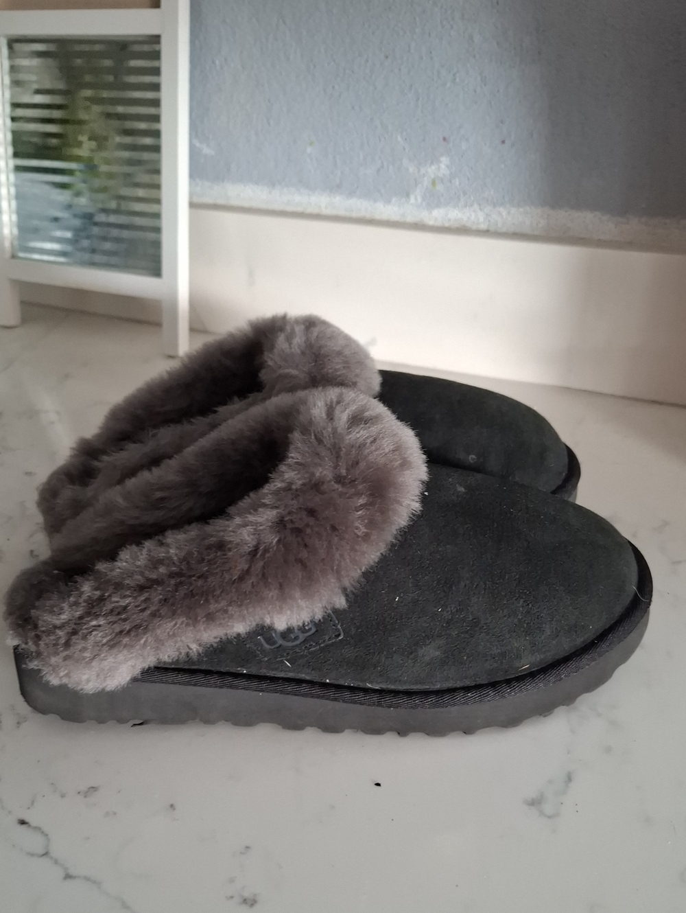 UGG Women's Black Suede Slip-On Slippers with Plush Fur Collar